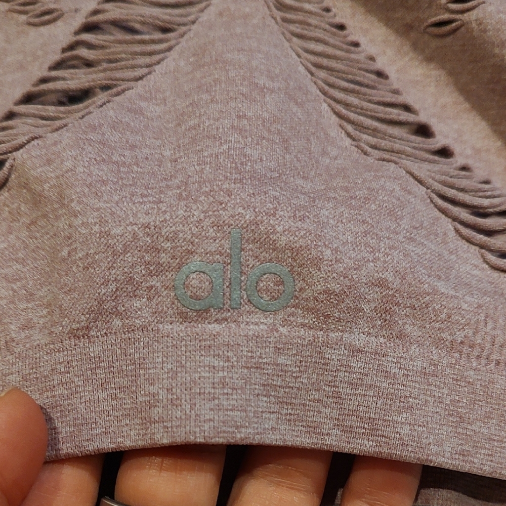 ALO Yoga Dusty Rose Distressed Cutout Crop Top - Picture 6 of 6